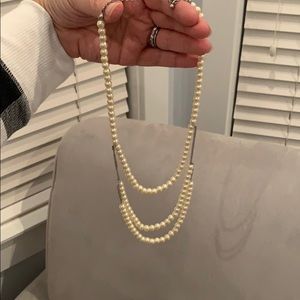 Banana Republic pearl necklace